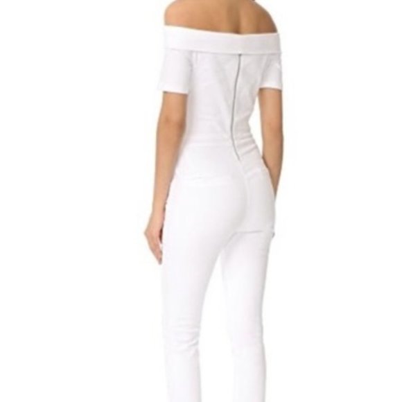 FREE PEOPLE COLLAB 3x1 OFF THE SHOULDER WHITE DENIM ROMPER JUMPSUIT LIKE NEW!! - Picture 1 of 14